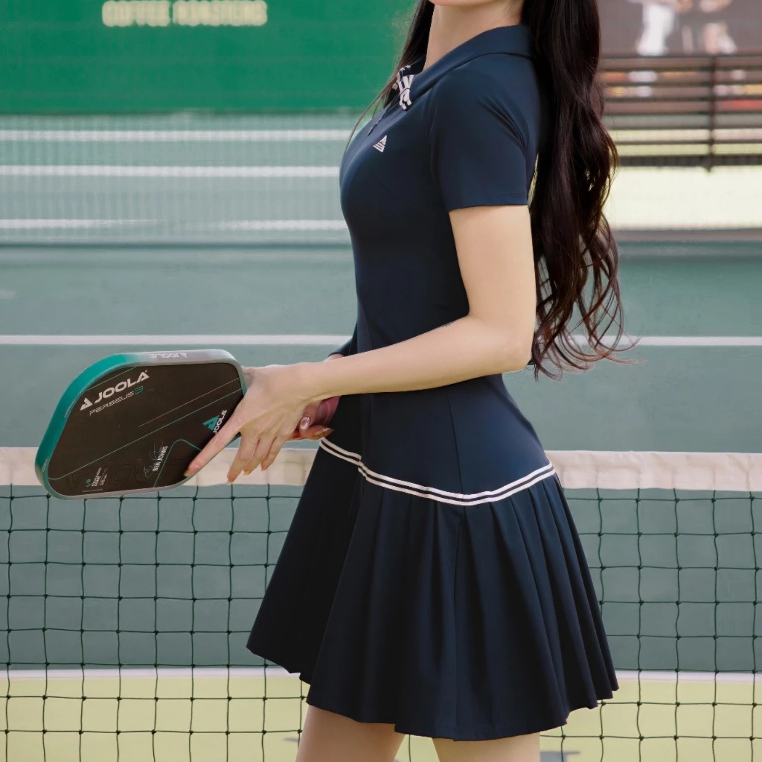 váy pickleball tặng kèm quần bảo hộ chất liệu thun co giãn