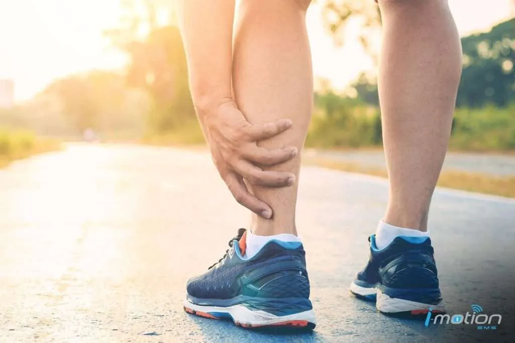 Chân có cảm giác yếu và không tự tin
